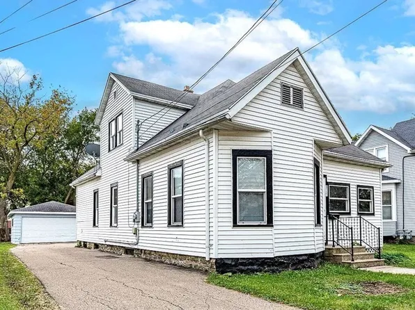 317 Chute St, Menasha, WI 54952