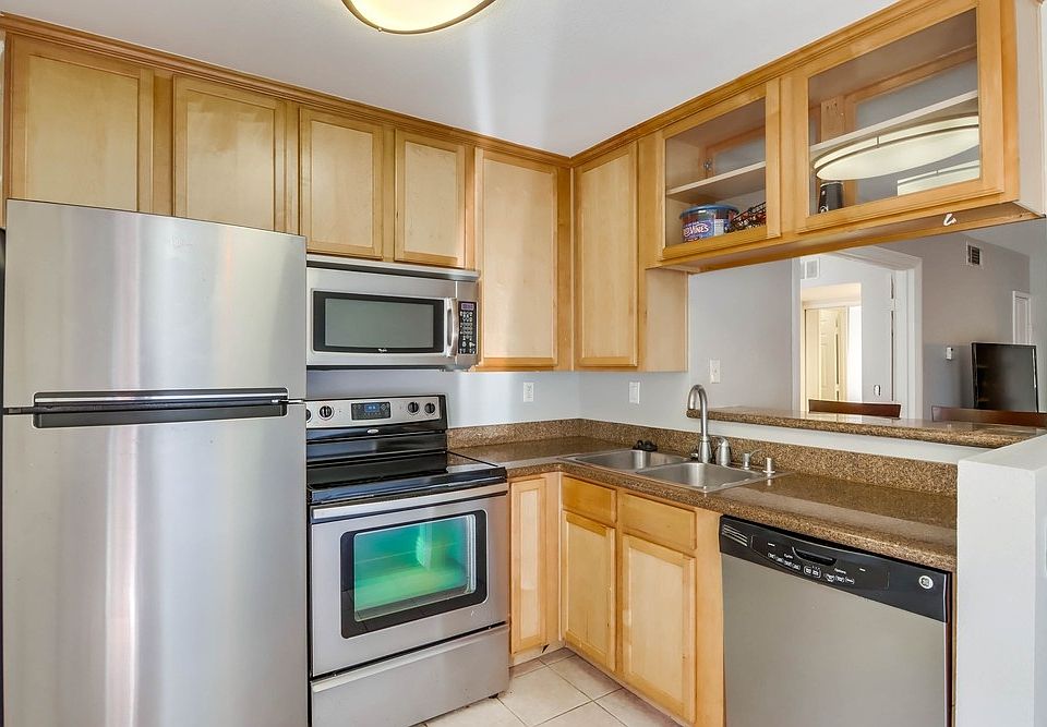 1st image of 8731 Graves Ave Unit 40