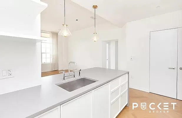 Rented by PocketBroker Inc | media 9