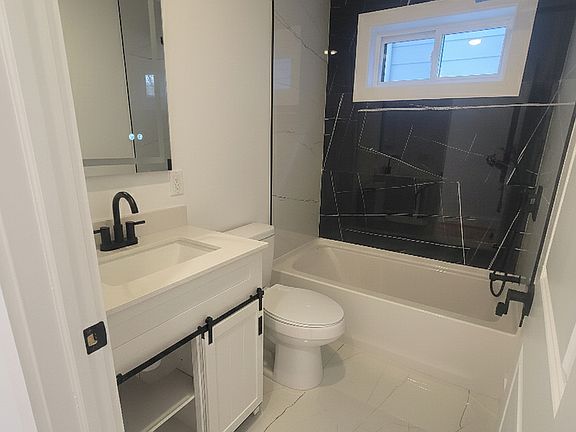 4th image of 11 S 17th St Floor 1