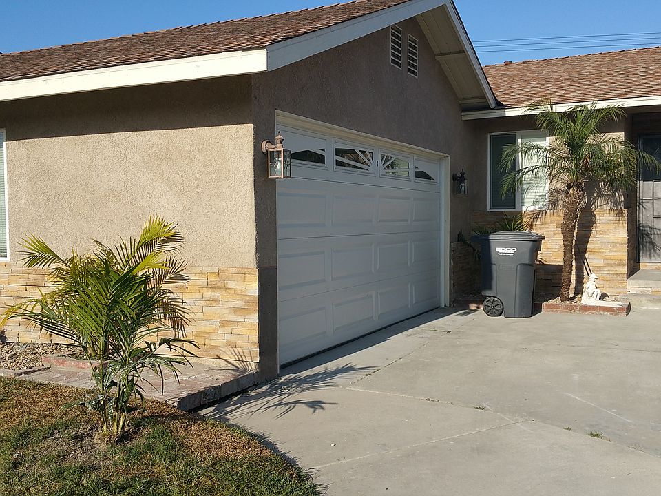 2nd image of 20737 Ely Ave