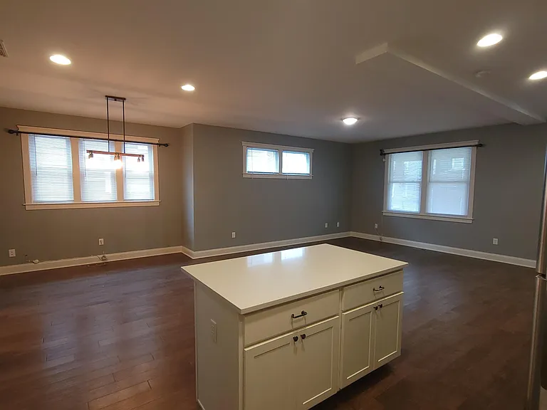 3123 Broadway St — Photo 28