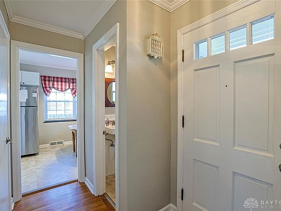 3rd image of 509 Hathaway Rd