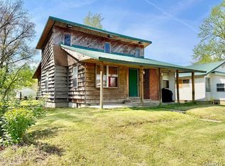 1408 Pine St, Dexter, MO 63841