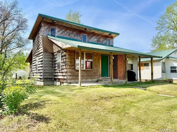 1408 Pine St, Dexter, MO 63841