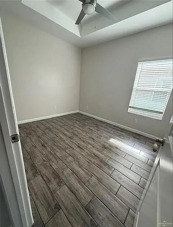 2 bed, 2.0 bath, 1100 sqft, $1,200 — Photo 4