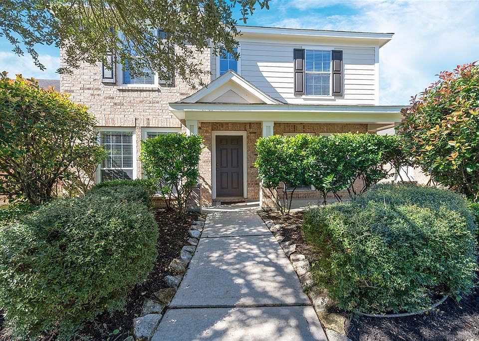 1st image of 26861 Kings Crescent Dr