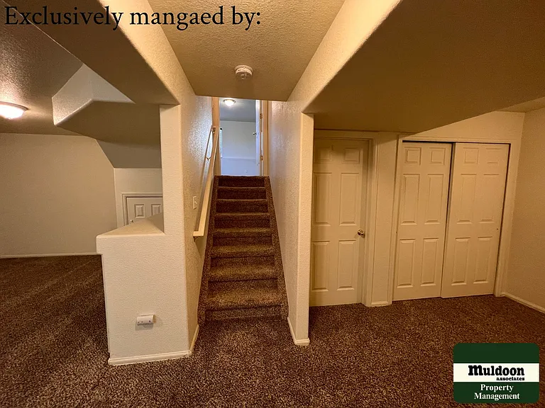 5807 Poudre Way — Photo 27