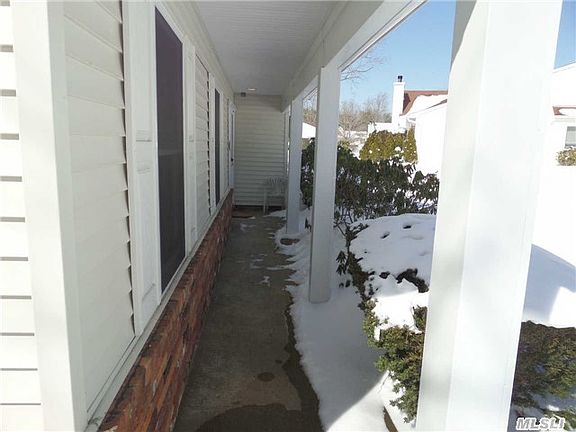 2nd image of 10 Cobblestone Way