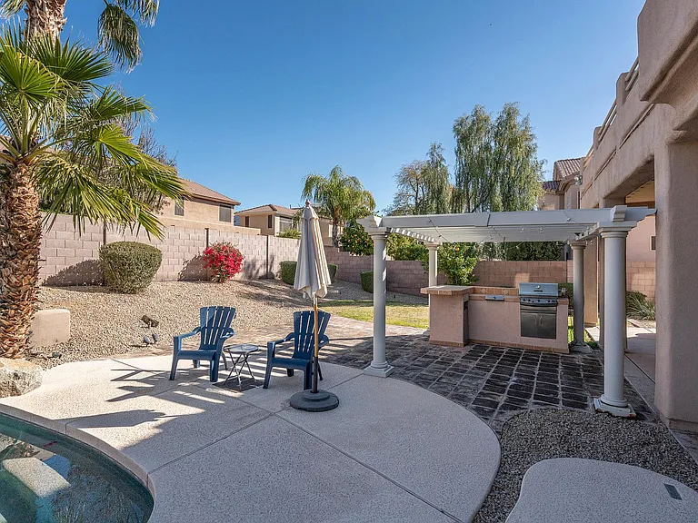 4506 E Robin Ln — Photo 22