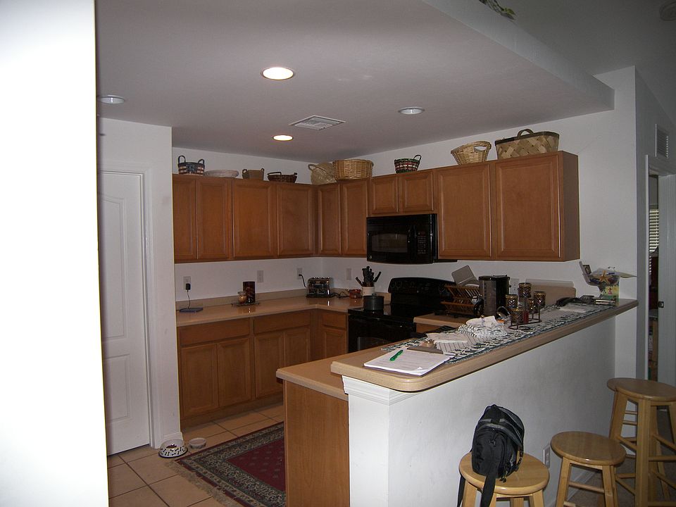 2nd image of 1226 Hilliard St E