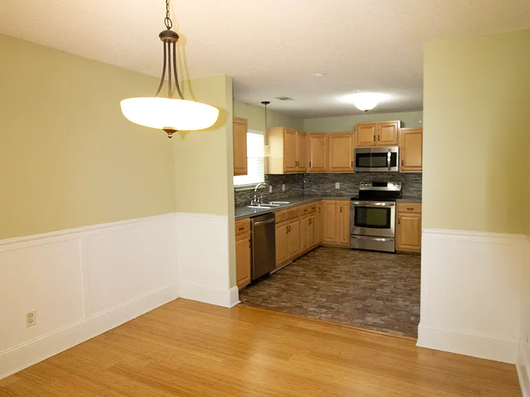 1103 Wigwam Ct — Photo 8