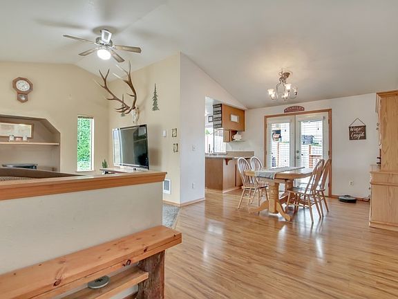 5th image of 20607 83rd Street Ct E