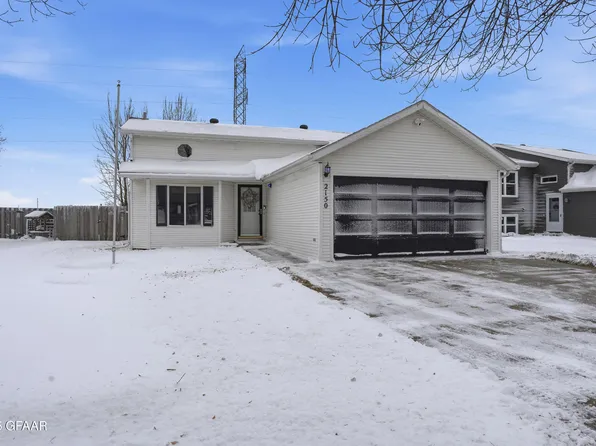 2150 2nd Ave E, West Fargo, ND 58078