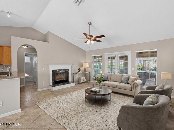 5th image of 2454 AMBROSIA Drive