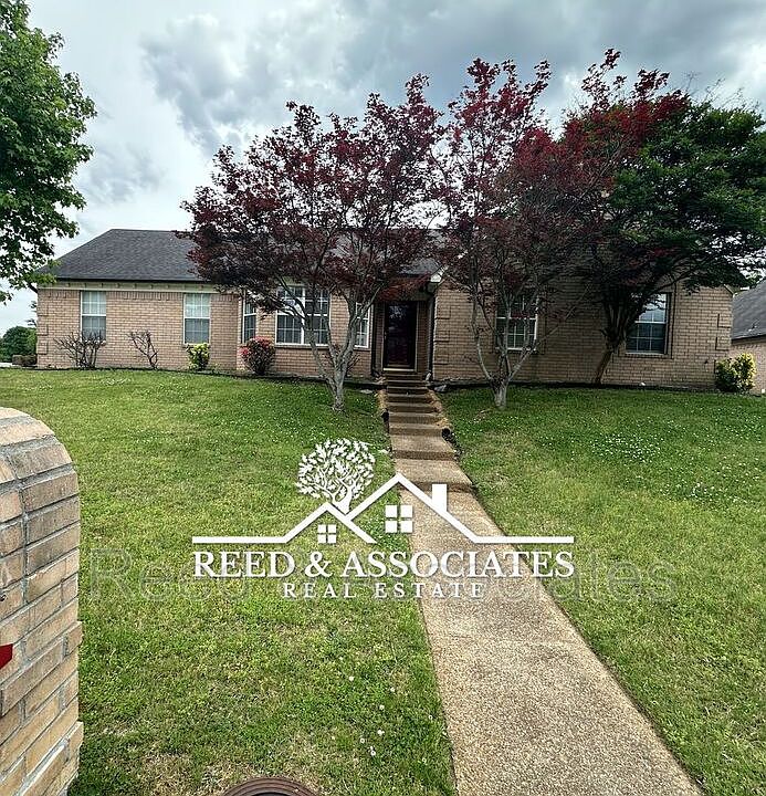 1st image of 3062 Valley Green Ln