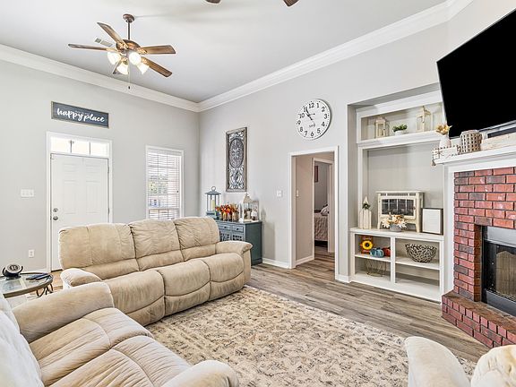 3rd image of 101 Mizell Ln