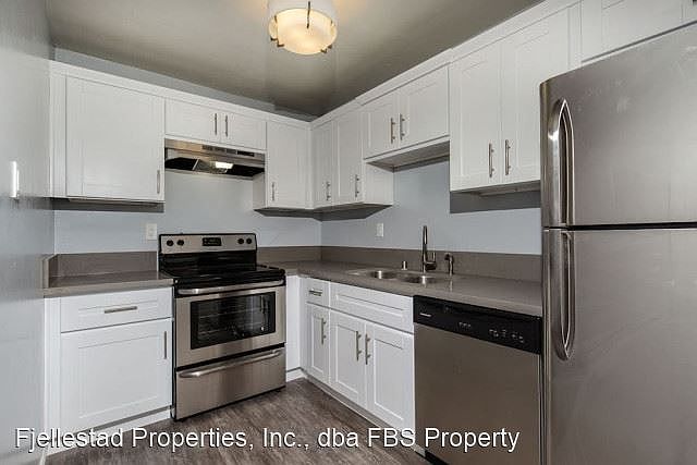 1st image of 4471 44th St APT 204