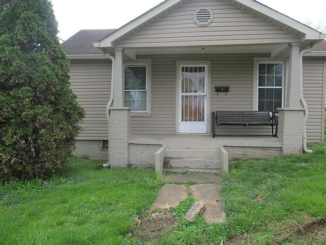 1st image of 1611 Elm St