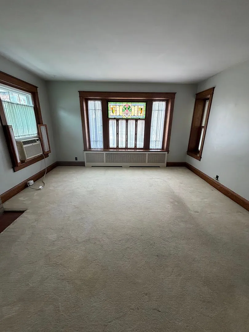Spacious 4-Bedroom Corner Property Near Transportation & Local Park — Photo 3