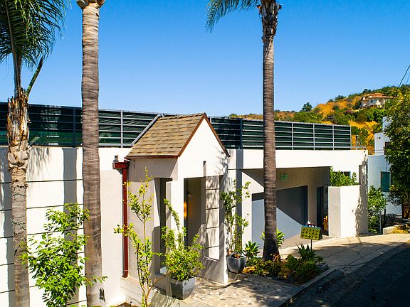 2nd image of 3630 Avenida Del Sol