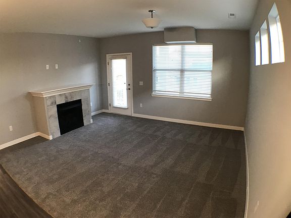 2nd image of 1671 McCleary Ln