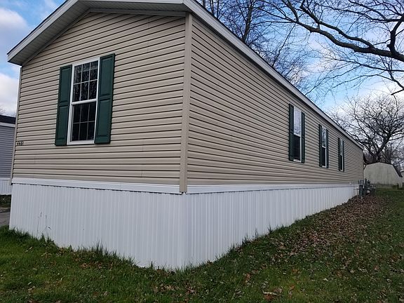 2nd image of 4595 Knollwood Dr #46