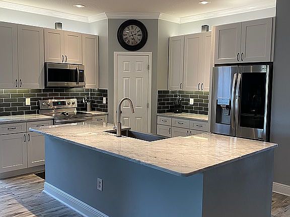 2nd image of 8523 Lake Windham Ave