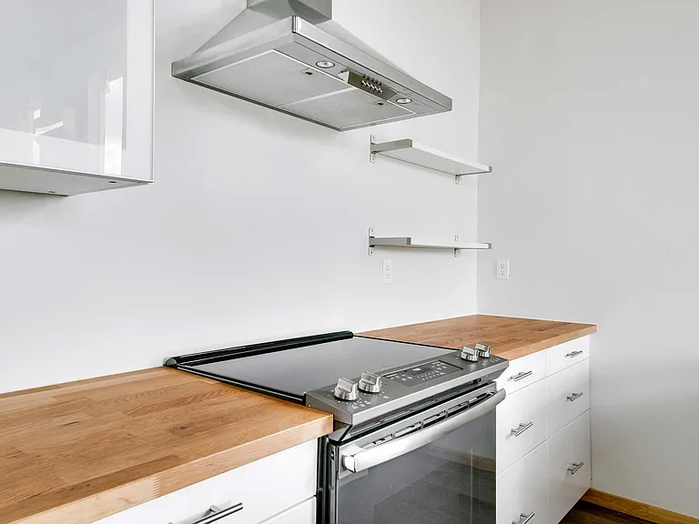 305 N Parker Ave — Photo 11