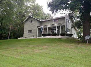 954 E Main St, Ionia, MI 48846