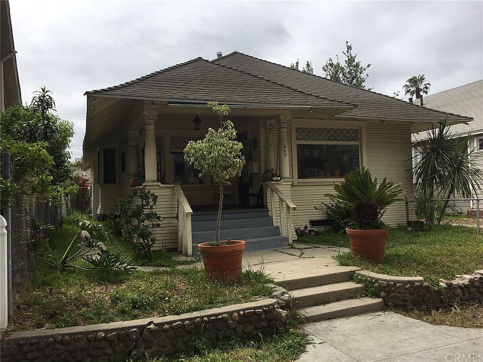 1st image of 440 W 6th St