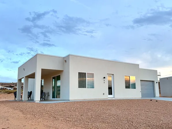 95 Rock Reef Bay, Page, AZ 86040