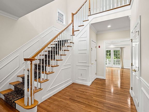 4th image of 6 Hazel Rd