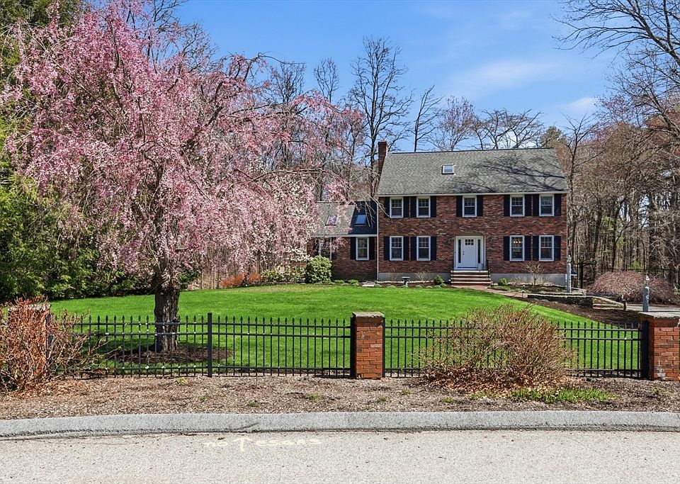 1st image of 76 Tucker Farm Rd