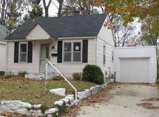 915 Bryant St SW, Wyoming, MI 49509