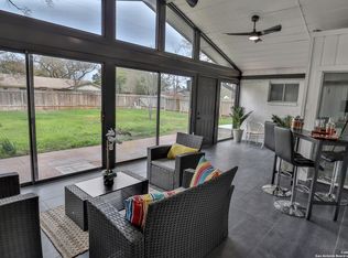215 Trafalgar Rd, San Antonio, TX 78216
