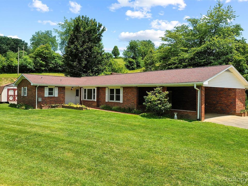724 Iron Duff Rd, Waynesville, NC 28785 Zillow