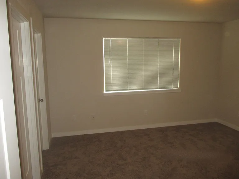 436 103rd Street Ct S — Photo 10