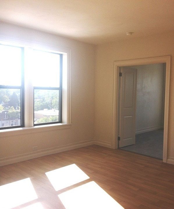 1st image of 5904 Enright Ave APT 302