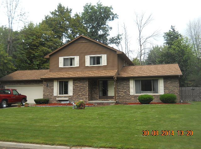 1st image of 4610 Hamlet Dr S