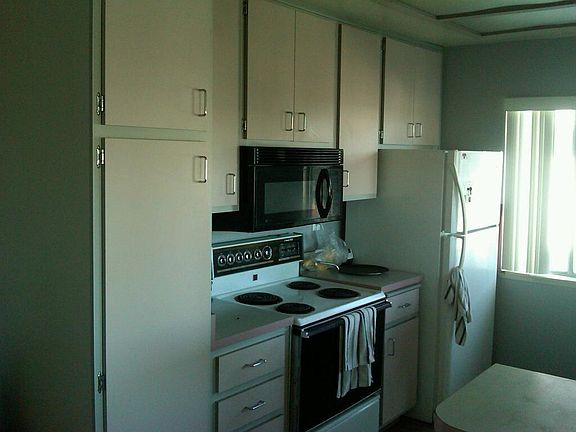 3rd image of 4135 Udall St APT 1
