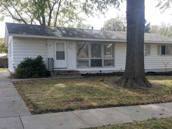 8221 Beechwood Dr