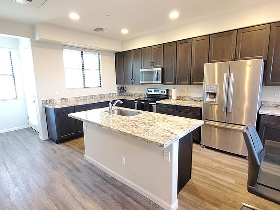4th image of 2090 S Dorsey Ln #1039