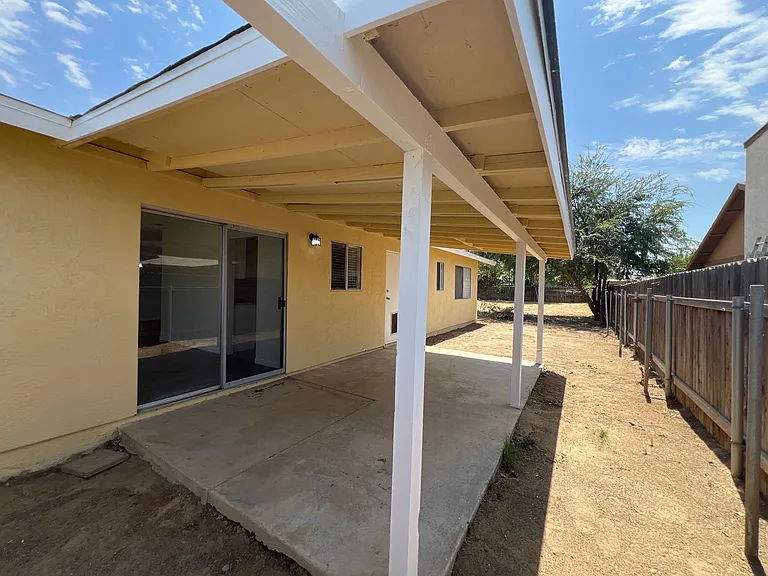 10917 Cave Ave — Photo 22