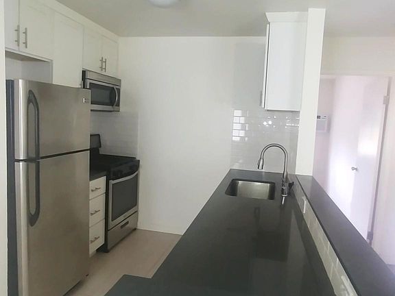 5th image of 441 N Virgil Ave APT 5
