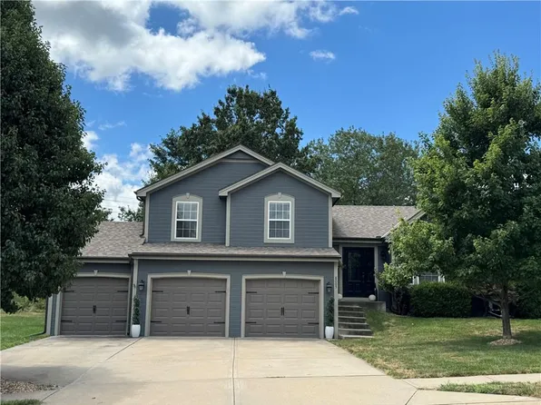 8005 NE 104th Ter, Kansas City, MO 64157