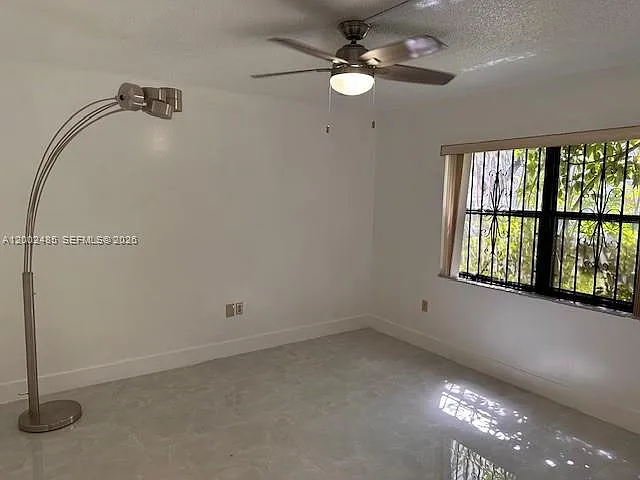 Conquistador Park Condo — Photo 2