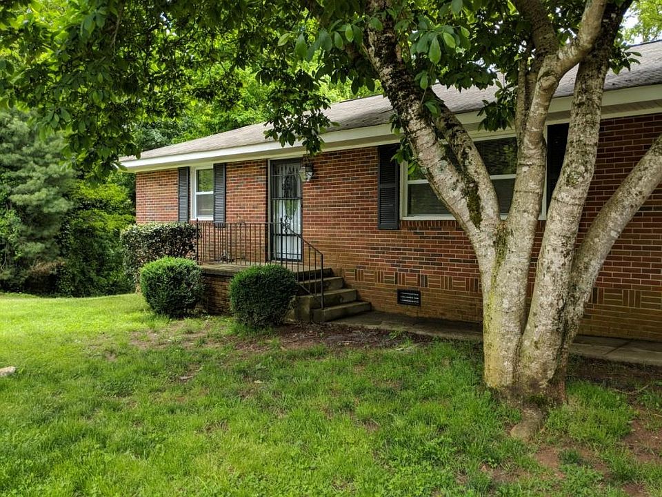 1st image of 114 Wildwood Cir
