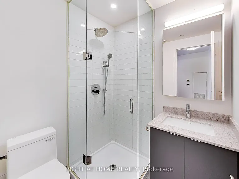 8868 Yonge St #208E — Photo 28