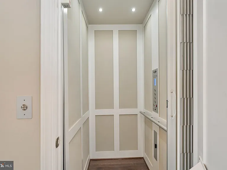 20442 Northpark Dr — Photo 9